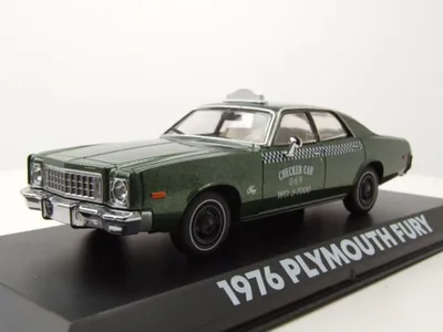 Produktbild von Greenlight Collectibles 86566 Plymouth Fury 1976 dunkelgrün Checker Cab Beverly Hills Cop 1:43
