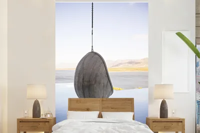 Produktbild von MuchoWow® Fototapete für Wohnzimmer oder Schlafzimmer Wandtapete Vinyl Motivtapete Ein Hängesessel über einem Infinity-Pool - 145x220 cm - Wanddekoration