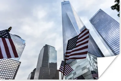 Produktbild von MuchoWow® Poster Eine Ansicht der amerikanischen Flagge am World Trade Center von unten 120x80 cm - Bilder