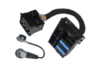 Obrázek produktu pro Originální rádiový modul Kufatec pro BMW BM54 Plug&Play včetně anténního adaptéru