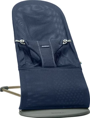 Produktbild von BabyBjörn Bliss Mesh Babywippe Marineblau