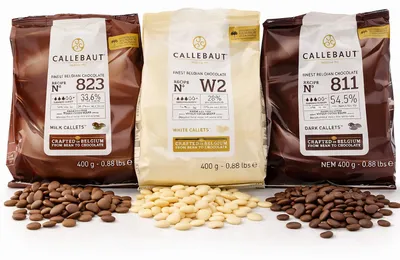 Produktbild von Callebaut 811,823,W2 Kuvertüre Callets im Set: Zartbitter-, Milch-, und weiße Schokolade - 3x400g