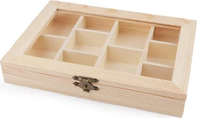 Obrázek produktu pro Dřevěná krabička s průhledným skleněným víkem.