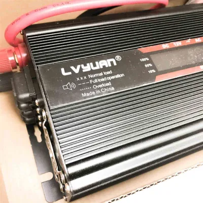 Productafbeelding van Spanningsomvormer 12V naar 230V, 1500W, 3000 Watt, omvormer met LCD-display | stroomomvormer met 2 stopcontacten en USB-poort