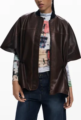 Imagen del producto de Poncho elegante para mujer, color marrón, con detalles contrastantes y bolsillos