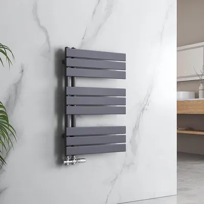 Immagine prodotto di Radiatore 762x500 mm Scaldasalviette antracite