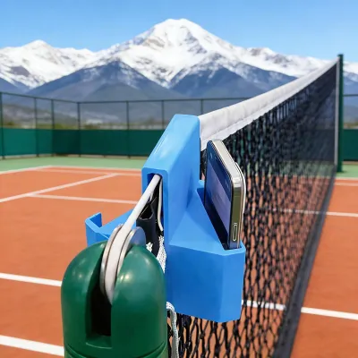 Produktbild von Tennis-Kamerahalterung zum Anclipsen: Sichere Halterung für Action-Kameras am Tennisnetz und Zaun – ideal für Spielaufnahmen, Trainingsanalysen und Live-Streaming.