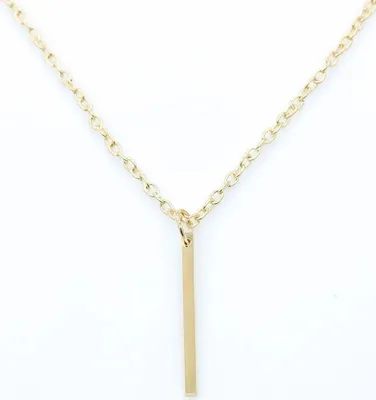 Produktbild von Elegante Gold Halskette mit Minimalistischem Anhänger für Damen KP35571