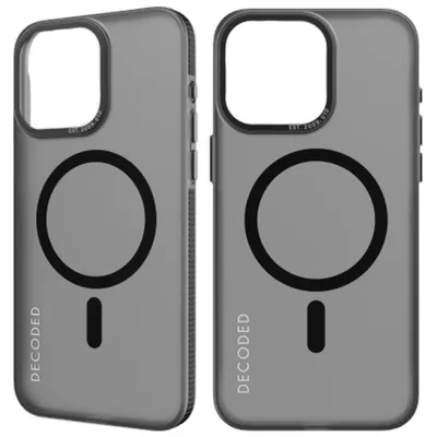 Imagen del producto de Funda trasera para iPhone 15 Pro Max, color , fabricada con plástico reciclado y con un diseño que revela su origen