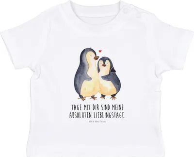 Produktbild von Mr. & Mrs. Panda Babyshirt Pinguin umarmen 0. - 6. Monat - Weiß - Geschenk, Liebe,  Baby T-Shirt, Oberteil, Umarmung, Shirt, Hochzeit, Verlobung