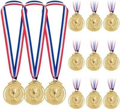 Produktbild von Famanu Medaillen Set 12 Stück - Gouden Winnaar-Medailles für Kinder
