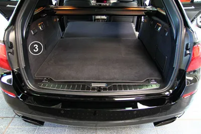 Produktbild von 3-tlg Kofferraummatte mit Ladekantenschutz passend für BMW 5er F11 Touring Kombi