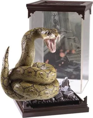 Produktbild von Harry Potter Magische Kreatur Statue Nagini 19 cm Noble Collection