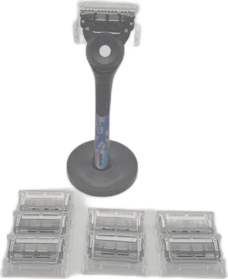 Produktbild von Gillette Rasiermesser Herrenpflege UEFA Champions League Edition Champions Qualität Präzision Geschenk
