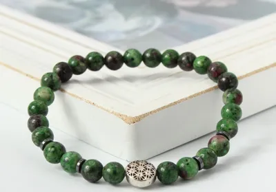 Produktbild von Edelstein Armband Geschenkidee exklusives Design Chakra Ruby Zoisite