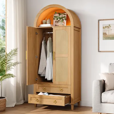 Imagen del producto de Armario Merax con nicho arqueado y puertas dobles de ratán, armario infantil con barra para colgar y 2 cajones, iluminación LED controlada por aplicación, patas de madera maciza, color natural