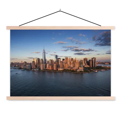 Produktbild von MuchoWow® Textilposter New York - Skyline - Boot 120x80 cm mit holzfarbenen Rahmen - Aufhängeset