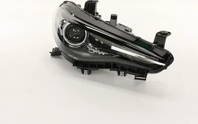 Produktbild von Original Alfa Romeo Scheinwerfer vorne rechts mit Gasentladungslampen Alfa Romeo Giulia ab Bj. 2016 OE 50553224