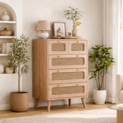 Immagine prodotto di Comodino con 5 cassetti, legno e rattan, stile boho, mobiletto laterale in legno naturale