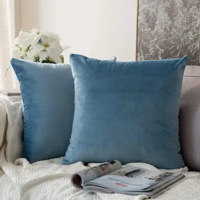 Produktbild von Kissenbezug 45x45 cm Samt Hellblau 2er Set