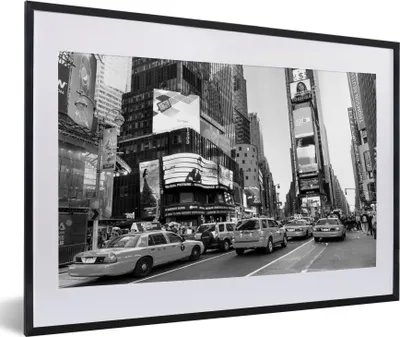 Produktbild von MuchoWow® MuchoWow® Gerahmtes Poster New York - Schwarz - Weiß - Times Square 60x40 cm - Poster mit zchwarzem Bilderrahmen - Schlafzimmer - Plakat in Rahmen - Drucken