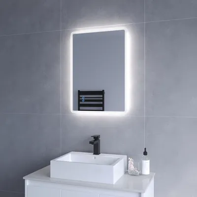 Produktbild von LED Lichtspiegel 70x50 cm für Bad Badspiegel mit Beleuchtung Touch Sensor Dimmbar Antibeschlag Kaltweiß 6400K BORAS-Serie Typ B | AQUABATOS