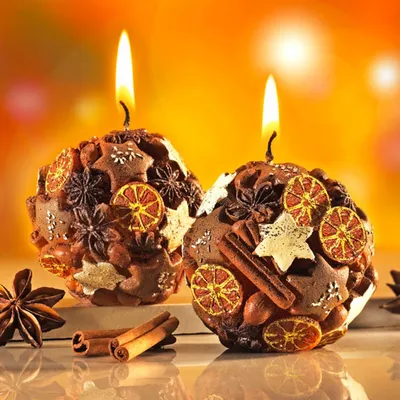 Produktbild von Kugel-Duftkerzen »Weihnachten«, 2 Stück