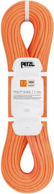 imprägniertes Halbseil von Petzl mit weißer Verpackung und Aufschrift Paso Guide 7.7 mm