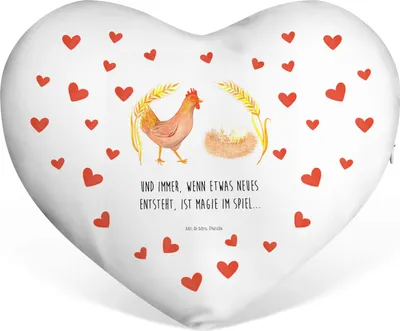 Produktbild von Mr. & Mrs. Panda Kuschelkissen Huhn Stolz - Weiß - Geschenk, Herzkissen, Motivation, dekoartikel, Partnerkissen, Schwangerschaft, Liebeskissen, Spruch, Sofakissen, Hühner