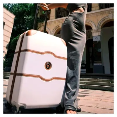 Produktbild von Paris Chatelet Air 2.0 4DR Cabin Trolley