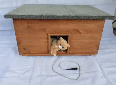 Produktbild von großes Katzenhaus mit Heizung für 2 Katzen kastanie wetterfest beheizt isoliert Katzenhütte