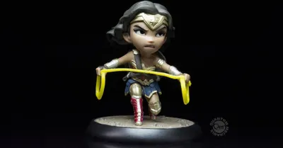 Produktbild von Quantum Mechanix Justice League Movie Q-Fig Figur Wonder Woman 9 cm