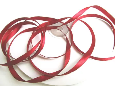 Doppelseitiges Satinband, 100 m, 6 mm, bordeauxrot