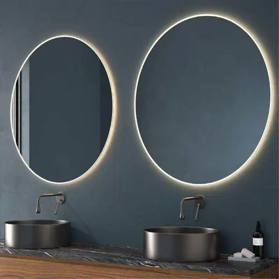 Produktbild von Badspiegel CALEDONIA mit integriertem LED-Licht und Touch-Funktion