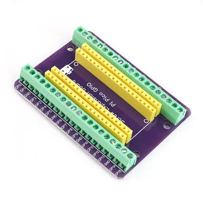 Produktbild von Breakout Board mit Schraubklemmen und Buchsenleisten für Raspberrry Pi Pico