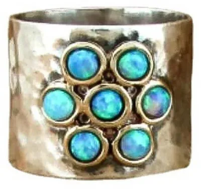 Productafbeelding van Moderne Ring met Blauw Opal en Bloemvorm