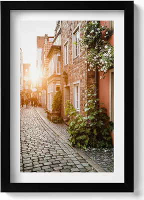 Produktbild von Italienische Straße zwischen Gebäuden– Wandbild mit Rahmen – Gerahmtes Bild  – Wanddekoration – 20x30 cm – Schwarz
