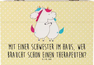 Produktbild von Mr. & Mrs. Panda Geschenkbox Schwester Glück 22 x 15 cm - Gelb Pastell - Geschenk, Freundschaft, handgemacht, Geschwisterliebe, Jubiläen, Schatulle, Truhe, Kiste, Box