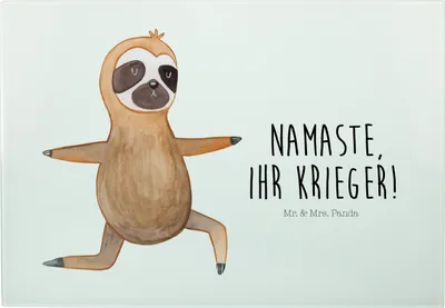 Produktbild von Mr. & Mrs. Panda Schneidebrett Faultier Yoga - Weiß - Geschenk, Hackbrett, Meditation, Brotzeitplatte, Servierplatte, Namaste, Entspannung, vesperbrett