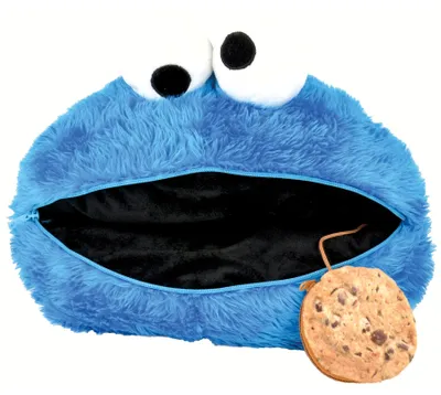 Produktbild von Sesamstraße Kissen - Krümelmonster Plüsch Dekokissen mit Reißverschluss und Tasche Kekstasche