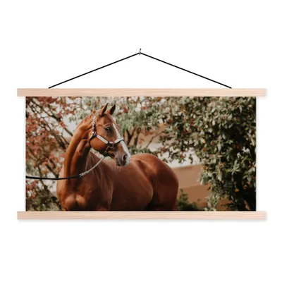 Produktbild von MuchoWow® Textilposter Pferd - Baum - Halfter 60x30 cm mit holzfarbenen Rahmen - Dekoration