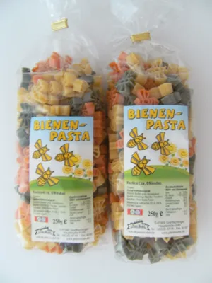 Produktbild von Streuteile Bienen aus Nudelteig, 2X 250 g, Nudeln, Pasta, Dekoration, Delikatesse, Biene
