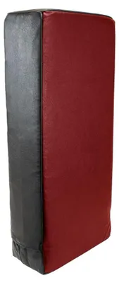 Produktbild von Luxury Trapkissen Kunstleder 75 x 35 x 15 cm - Rot/Schwarz