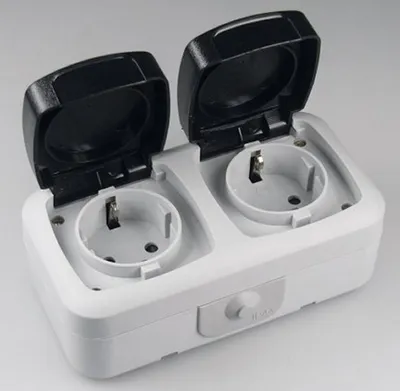 Produktbild von 1277 Feuchtraum IP44 Doppel Steckdose 16A inkl. Rahmen