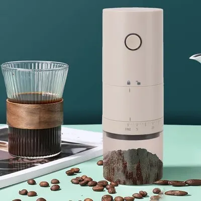 Produktbild von Tragbare Elektrokaffeemühle konische Mühle, kleine wiederaufladbare Bohnenmühle, 38 einstellbare Schleifeinstellungen, kompaktes Reise -Espresso, Kält