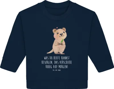 Produktbild von Mr. & Mrs. Panda Organic Baby Pullover Quokka Happy 12. - 18. Monat - French Navy - Geschenk, Lustige Sprüche, Aufschieberitis, Lustiger Spruch, Verschieben, Bullover