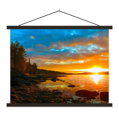 Produktbild von MuchoWow® Textilposter Sonne - Landschaft - Wasser - Bäume 40x30 cm mit schwarzem Rahmen - Dekorationen
