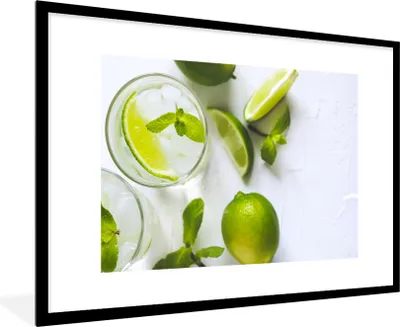 Produktbild von MuchoWow® Gerahmtes Poster Mojito-Cocktail mit Limette und Minze im Glas 90x60 cm - Poster mit Schwarzem Bilderrahmen Wandposter Rahmen Foto Bilder - Wanddekoration - Fotos