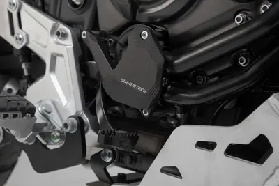 Produktbild von Wasserpumpenschutz SW-MOTECH schwarz / silber für Yamaha Ténéré 700 Bj. 2019