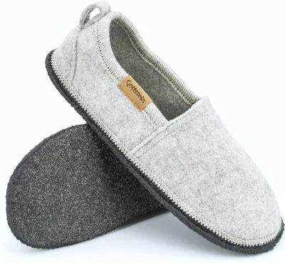 Immagine prodotto di Ciabatte Gottstein, modello "Homely", in alpaca grigio, taglia 45